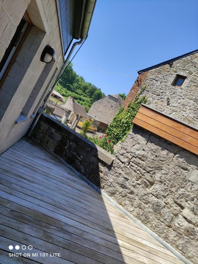Gite A L'Ombre Du Clocher Avec Jacuzzi Et Sauna Privatifs Celles  Eksteriør billede