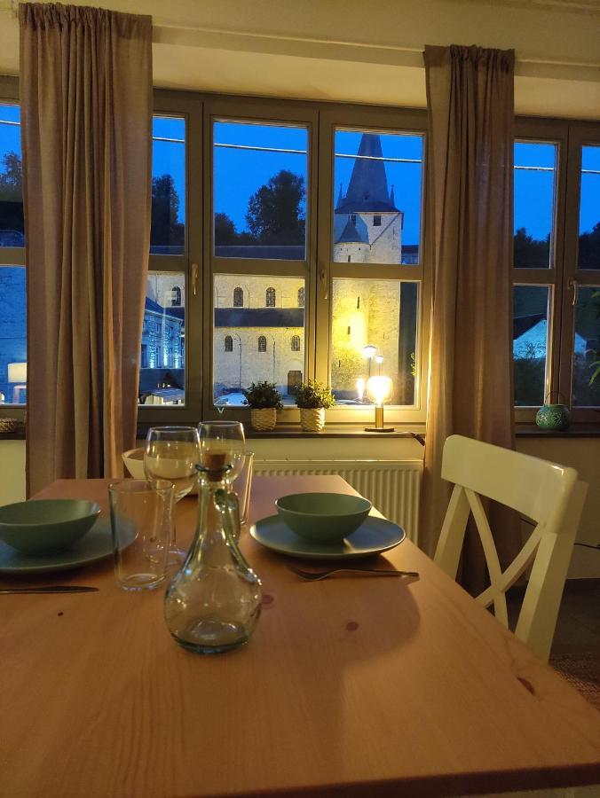 Gite A L'Ombre Du Clocher Avec Jacuzzi Et Sauna Privatifs Celles  Eksteriør billede