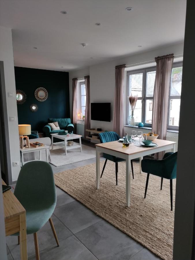 Gite A L'Ombre Du Clocher Avec Jacuzzi Et Sauna Privatifs Celles  Eksteriør billede