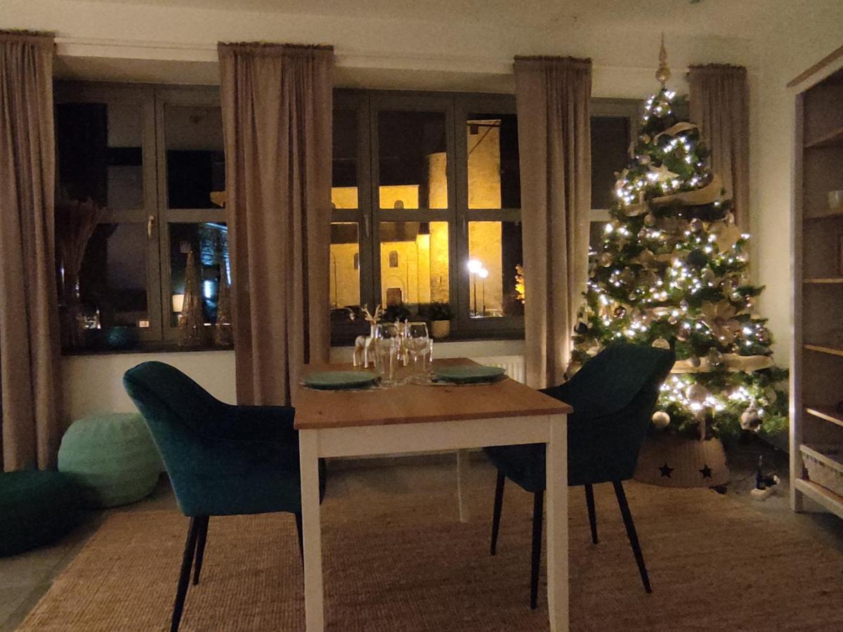 Gite A L'Ombre Du Clocher Avec Jacuzzi Et Sauna Privatifs Celles  Eksteriør billede